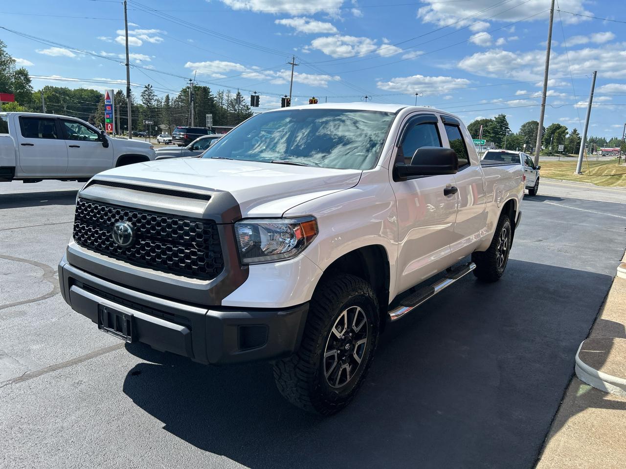 Toyota Tundra 4WD SR5 Double Cab 6.5' Bed 4.6L (Natl) 2018