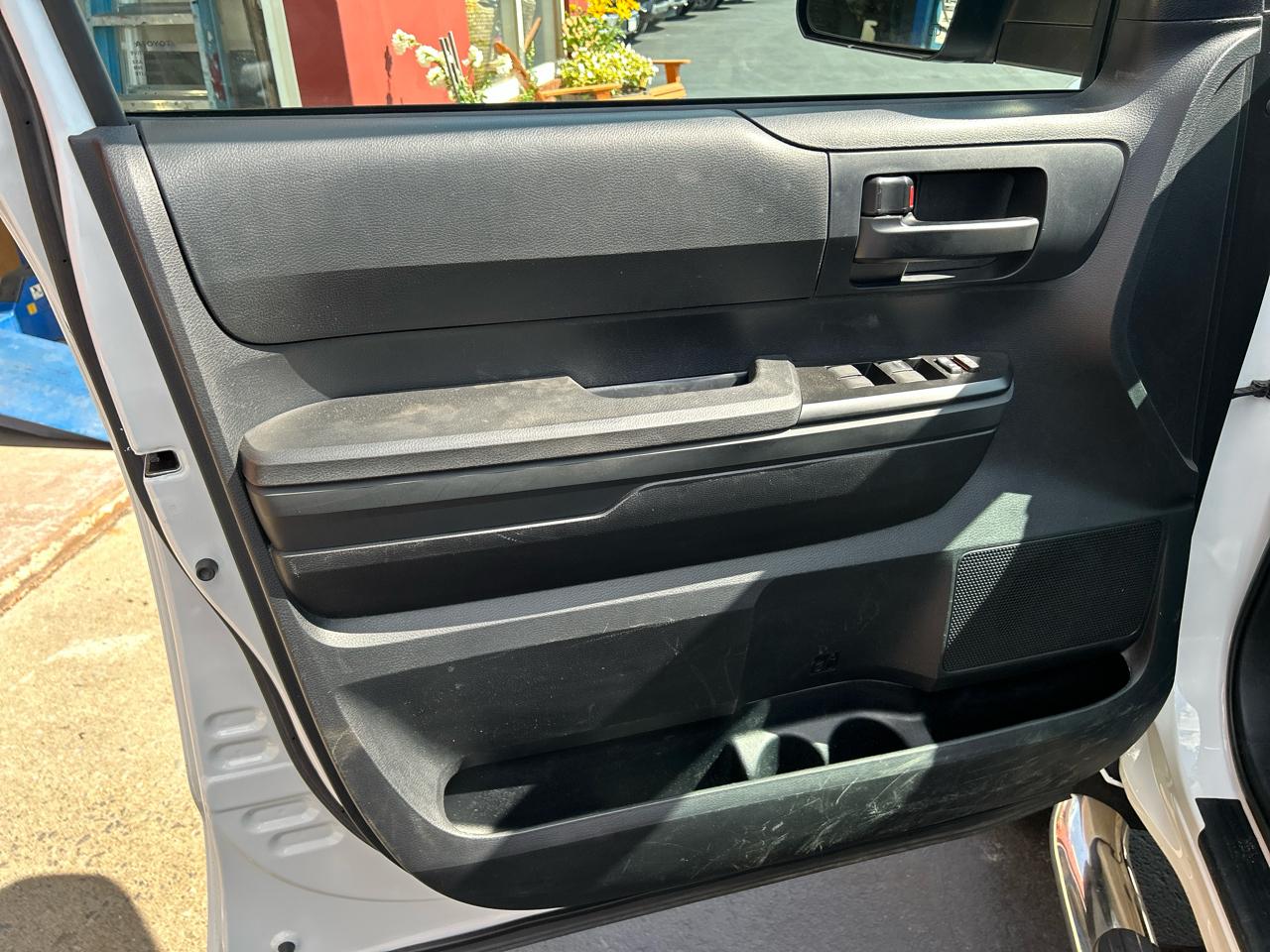 Toyota Tundra 4WD SR5 Double Cab 6.5' Bed 4.6L (Natl) 2018