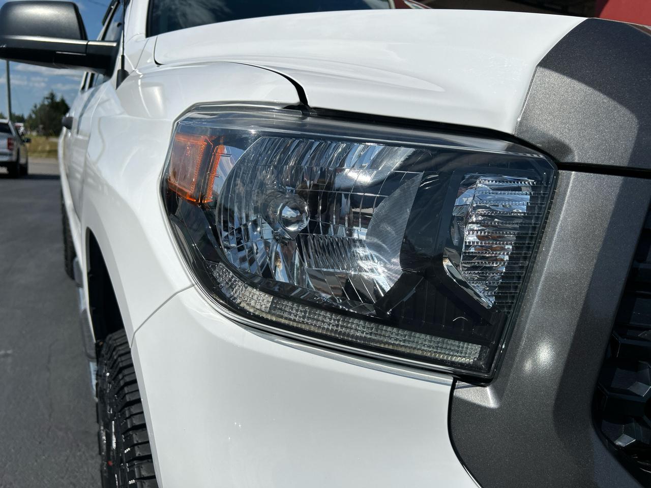 Toyota Tundra 4WD SR5 Double Cab 6.5' Bed 4.6L (Natl) 2018