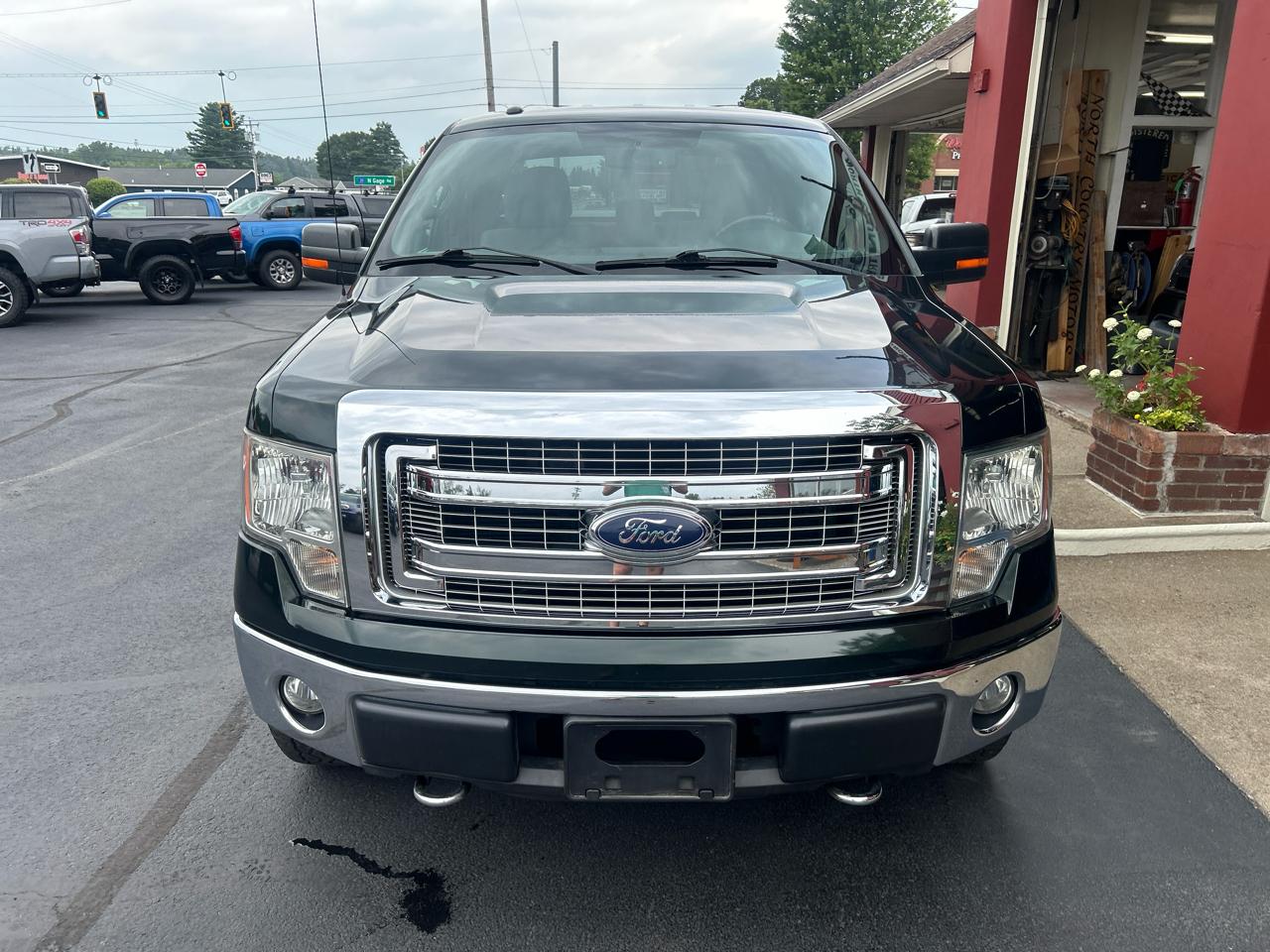 Ford F-150 4WD SuperCab 145" XLT 2014