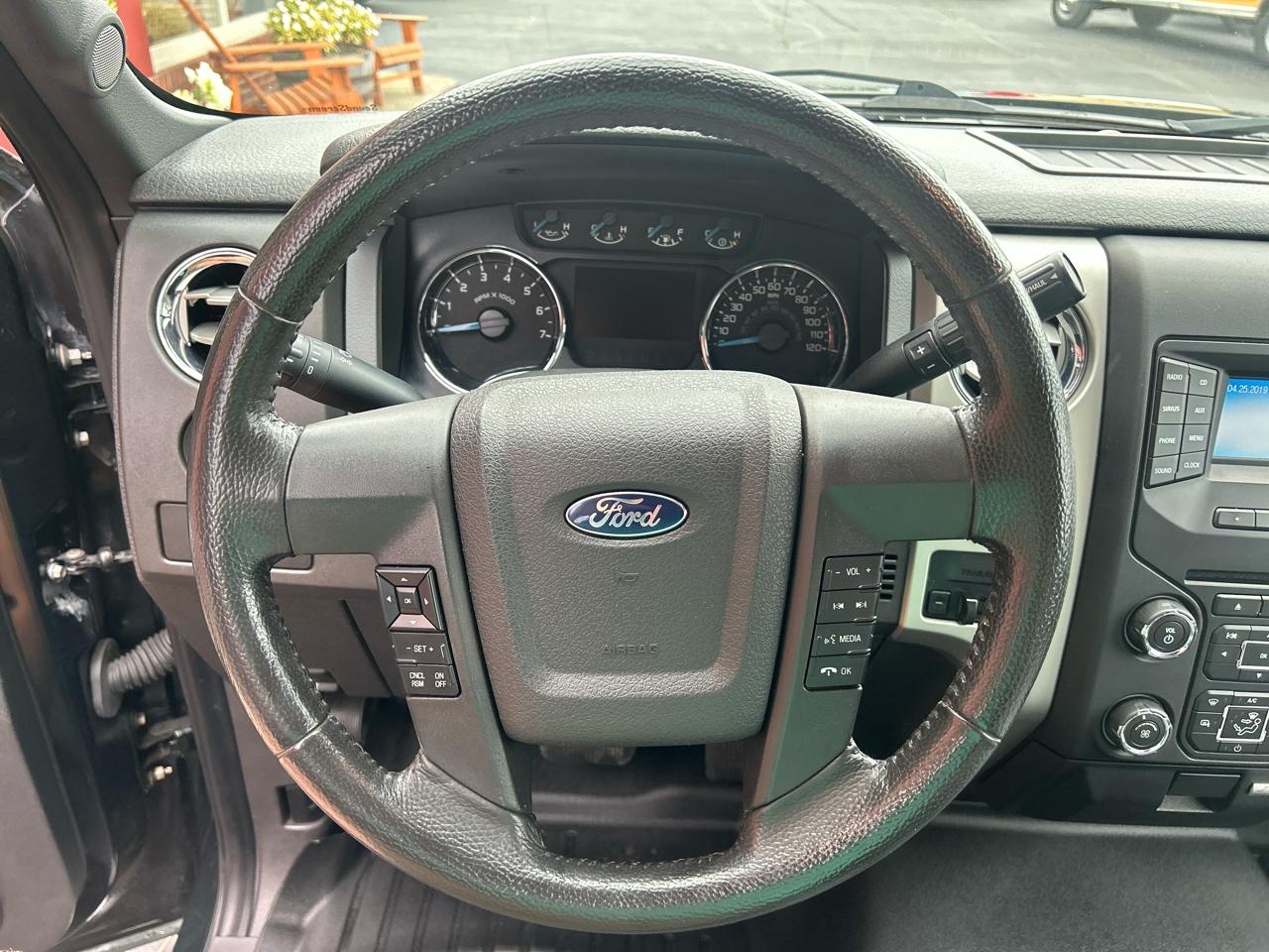 Ford F-150 4WD SuperCab 145" XLT 2014