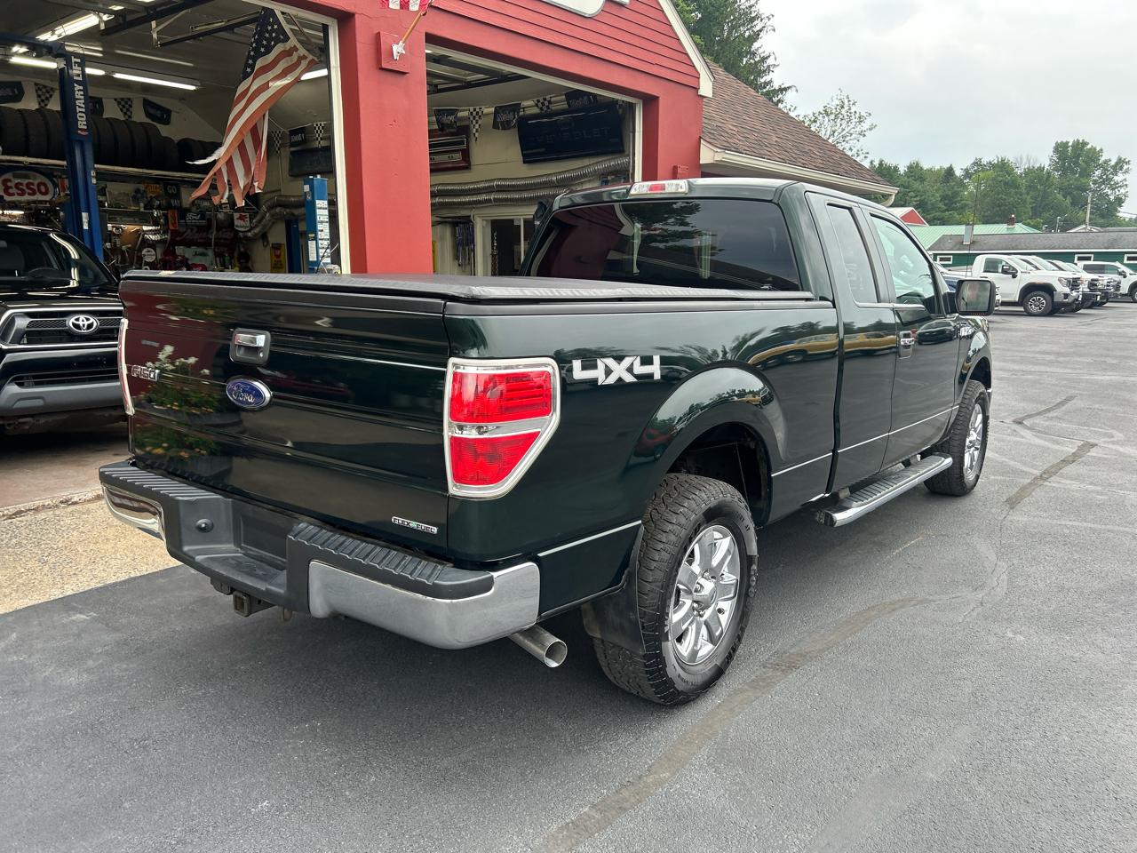 Ford F-150 4WD SuperCab 145" XLT 2014