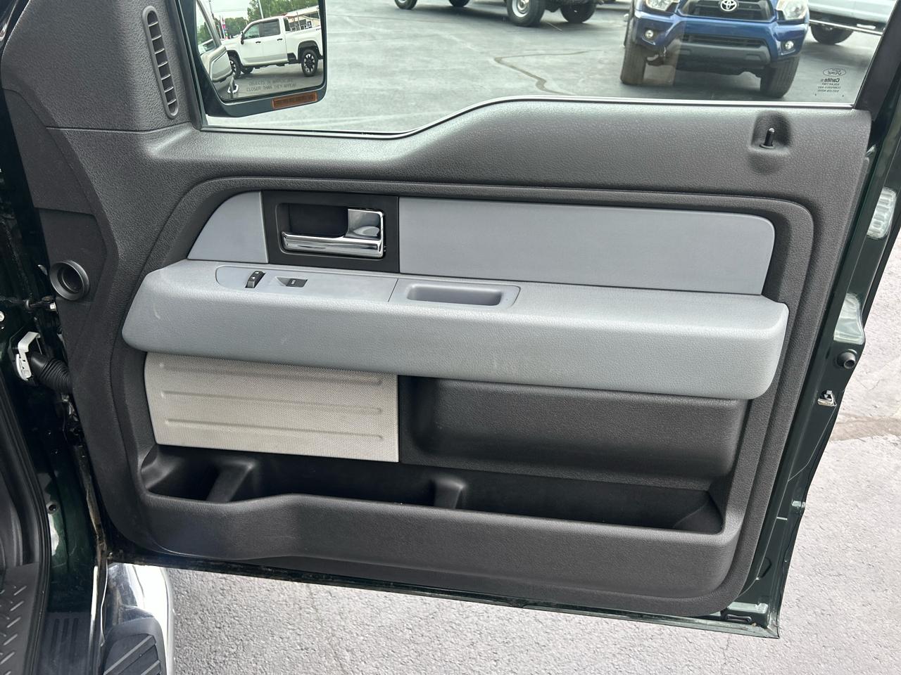 Ford F-150 4WD SuperCab 145" XLT 2014