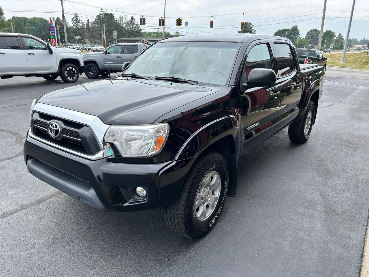 Toyota Tacoma 4WD Double Cab V6 AT (Natl) 2014