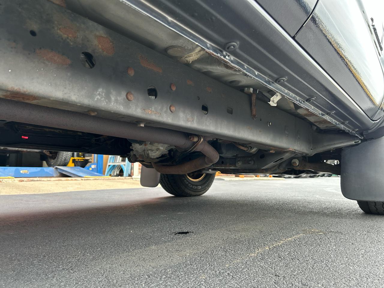 Toyota Tacoma 4WD Double Cab V6 AT (Natl) 2014