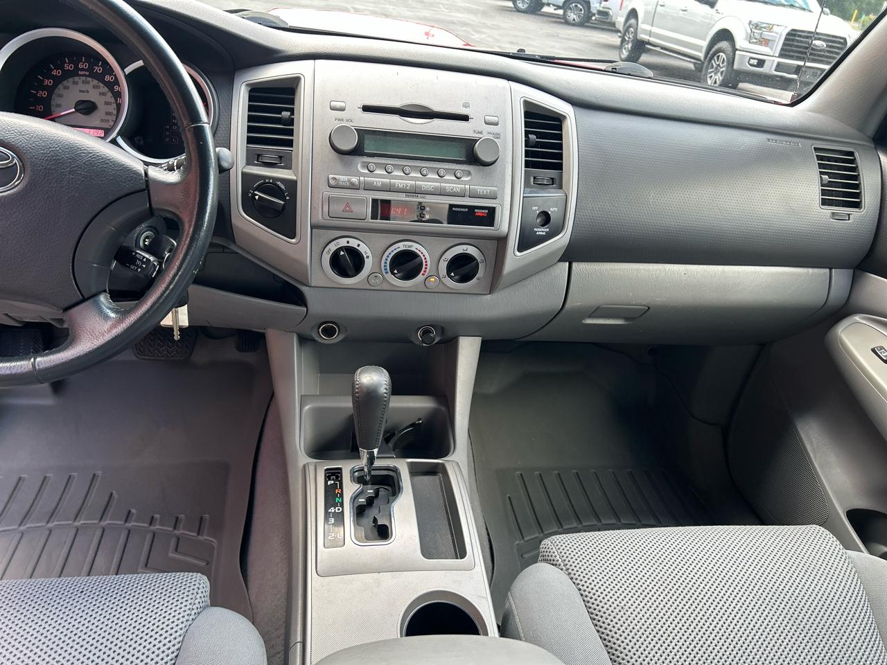 Toyota Tacoma 4WD Access V6 AT (Natl) 2008