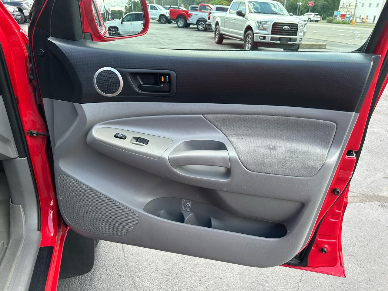 Toyota Tacoma 4WD Access V6 AT (Natl) 2008