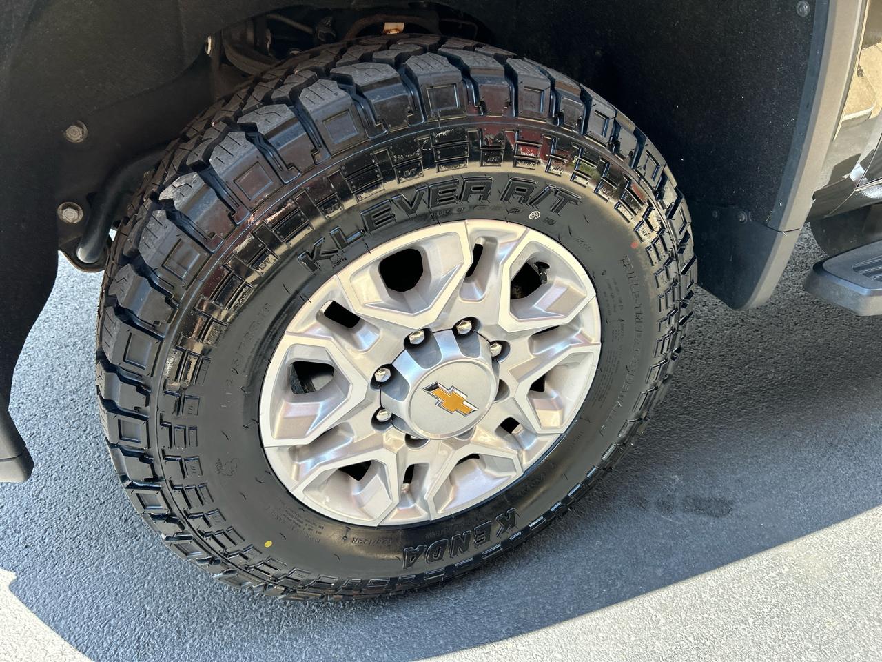 Chevrolet Silverado 2500HD 4WD Crew Cab 159" LT 2023