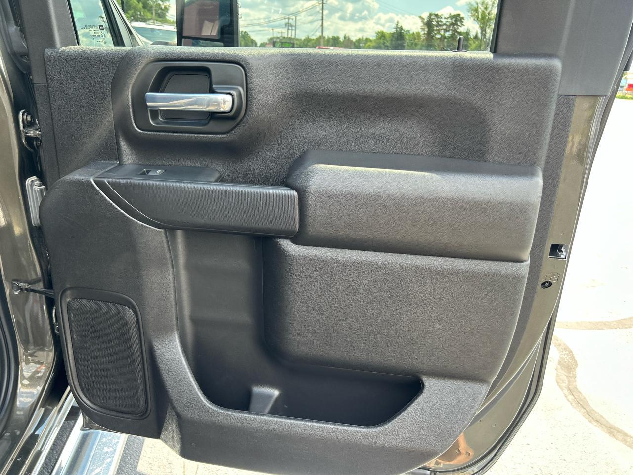 Chevrolet Silverado 2500HD 4WD Crew Cab 159" LT 2023