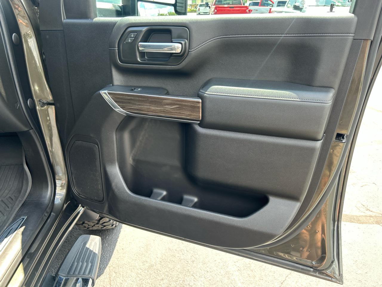Chevrolet Silverado 2500HD 4WD Crew Cab 159" LT 2023