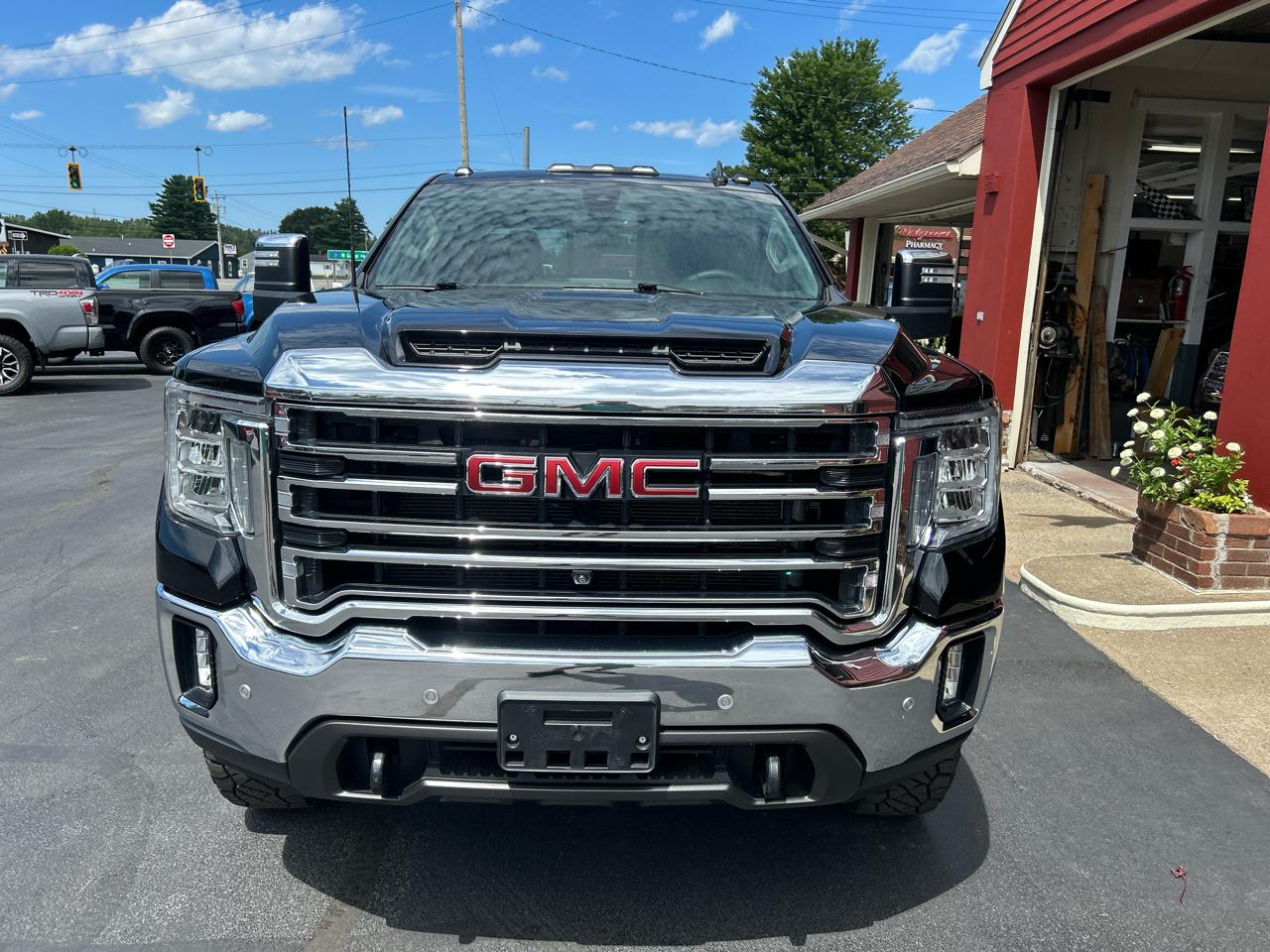 GMC Sierra 2500HD 4WD Double Cab 149" SLT 2021