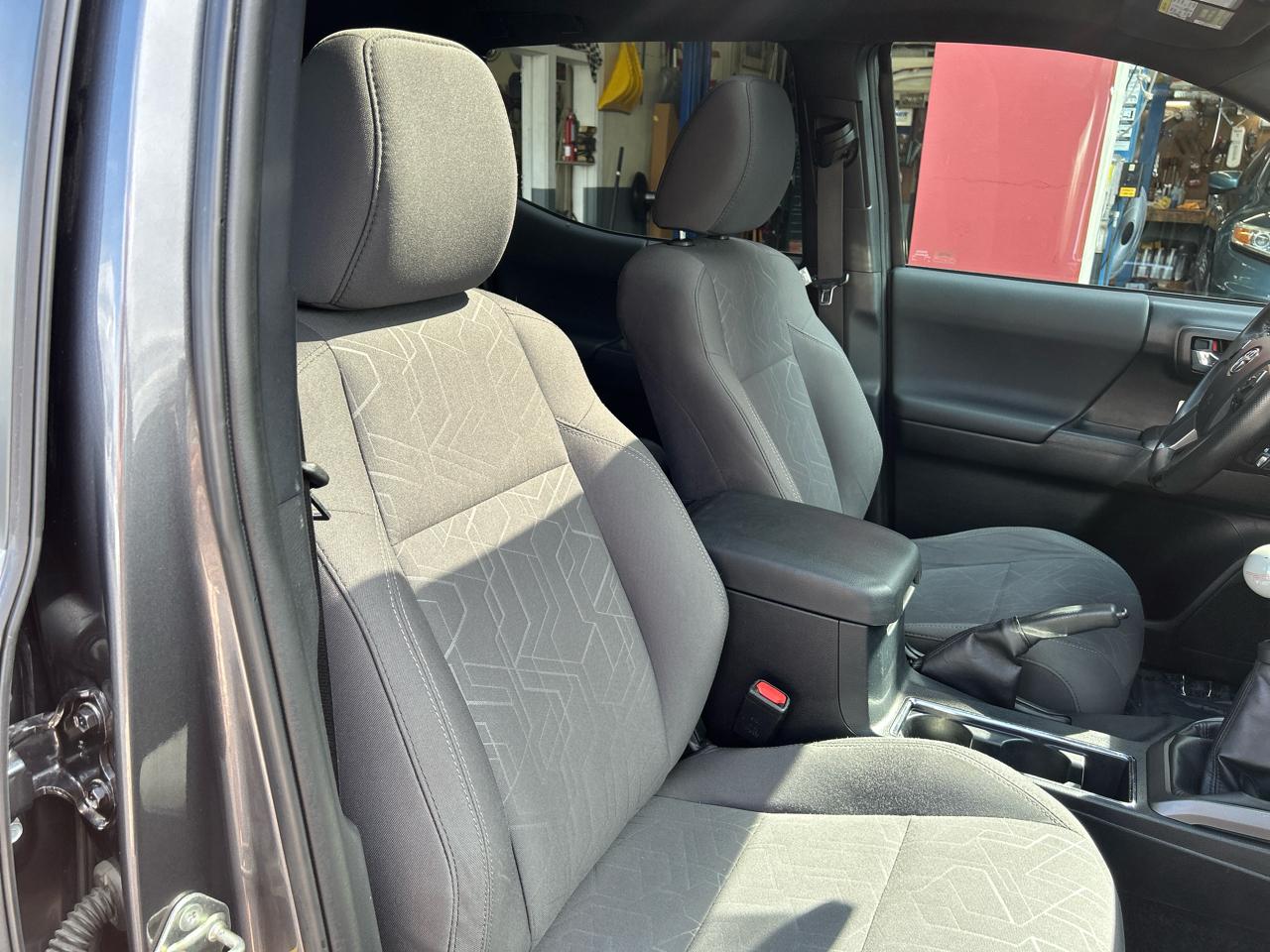 Toyota Tacoma 4WD Double Cab V6 MT TRD Off Road (Natl) 2016