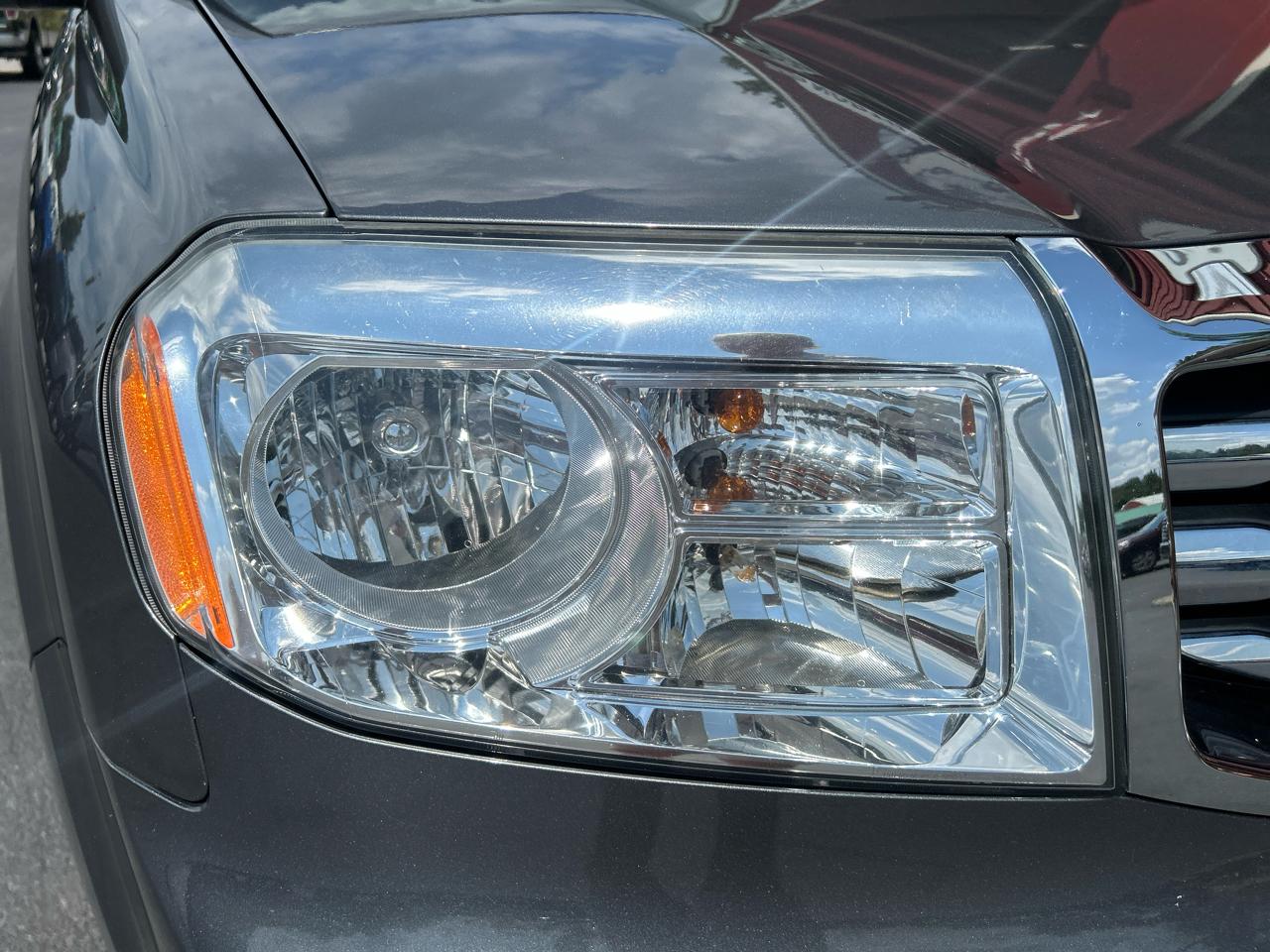 Honda Pilot 4WD 4dr Touring w/RES & Navi 2012