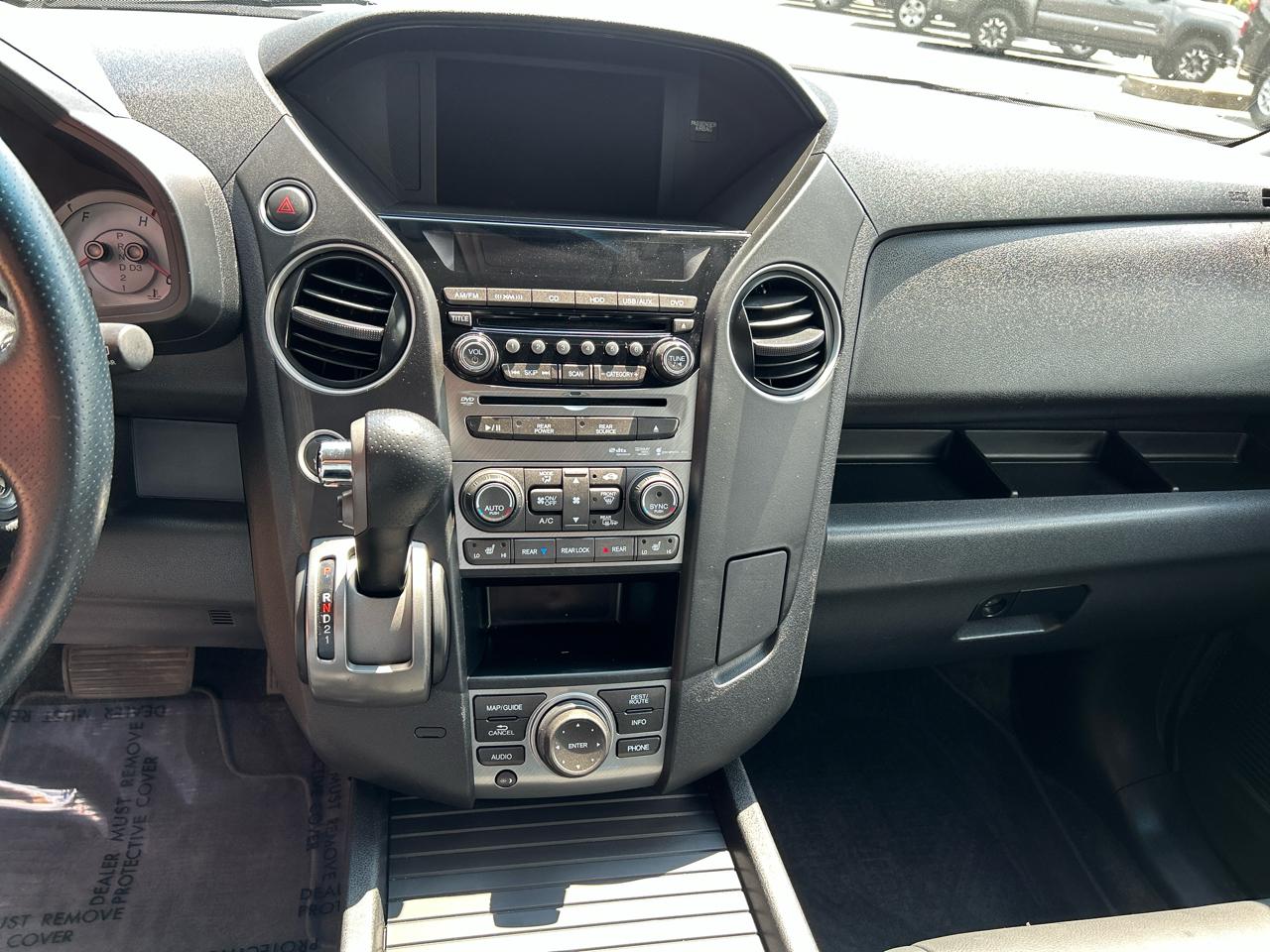 Honda Pilot 4WD 4dr Touring w/RES & Navi 2012