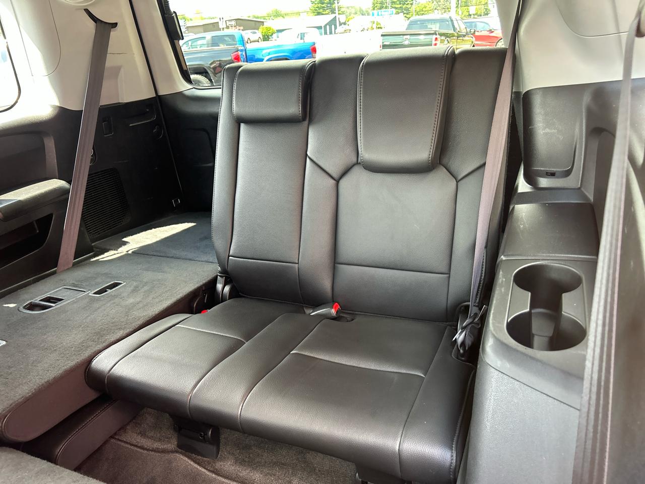 Honda Pilot 4WD 4dr Touring w/RES & Navi 2012