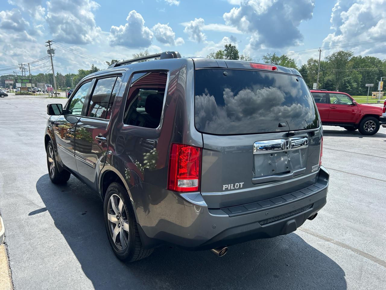 Honda Pilot 4WD 4dr Touring w/RES & Navi 2012