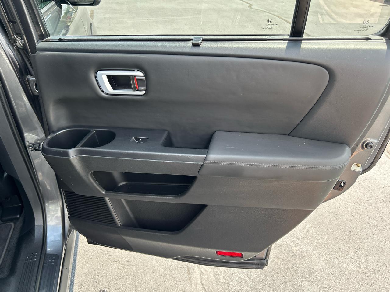 Honda Pilot 4WD 4dr Touring w/RES & Navi 2012