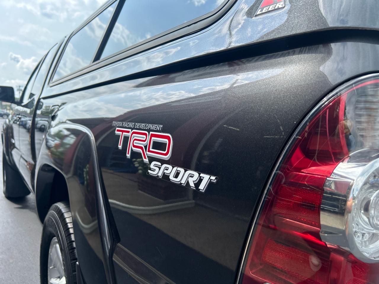 Toyota Tacoma 4WD Access Cab V6 AT TRD Sport (Natl) 2012