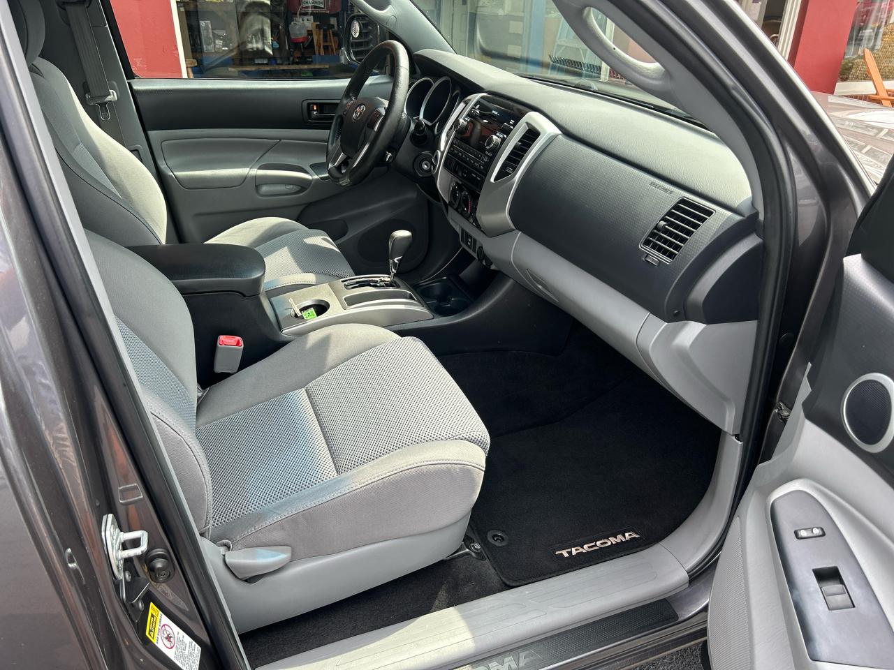 Toyota Tacoma 4WD Access Cab V6 AT TRD Sport (Natl) 2012