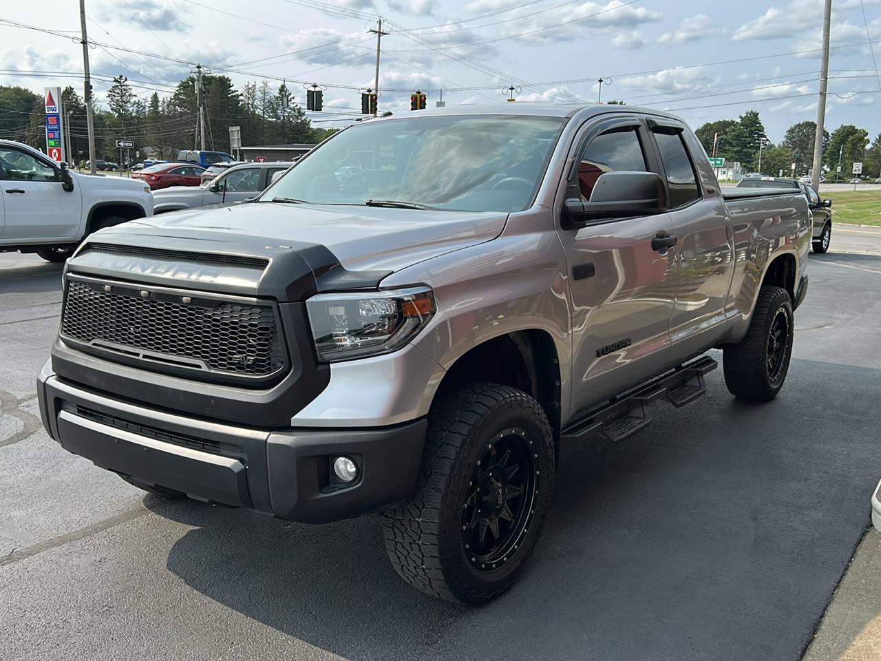 Toyota Tundra 4WD Truck Double Cab 5.7L V8 6-Spd AT SR5 (Natl) 2014