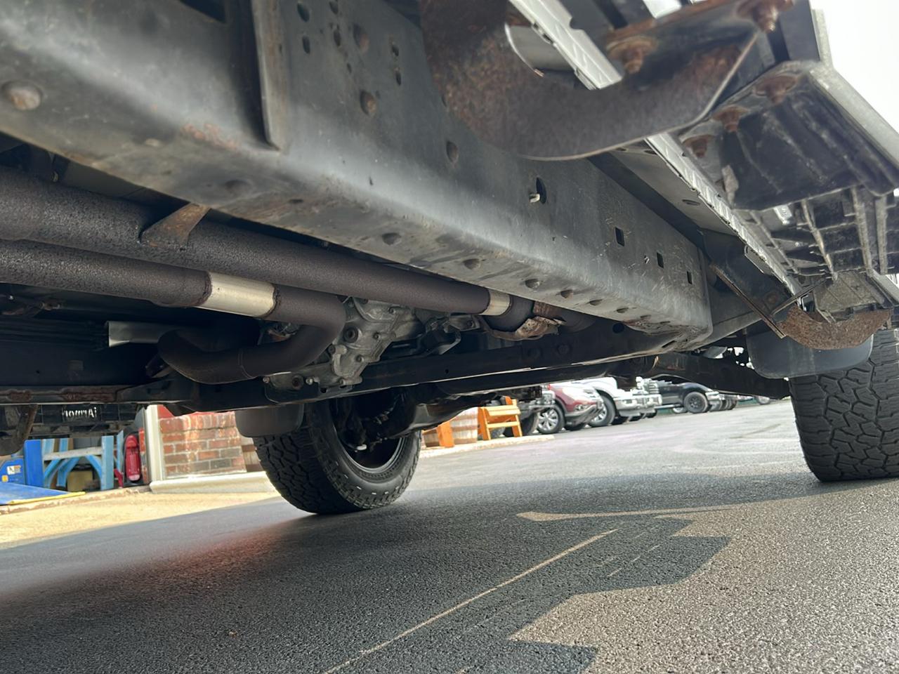 Toyota Tundra 4WD Truck Double Cab 5.7L V8 6-Spd AT SR5 (Natl) 2014