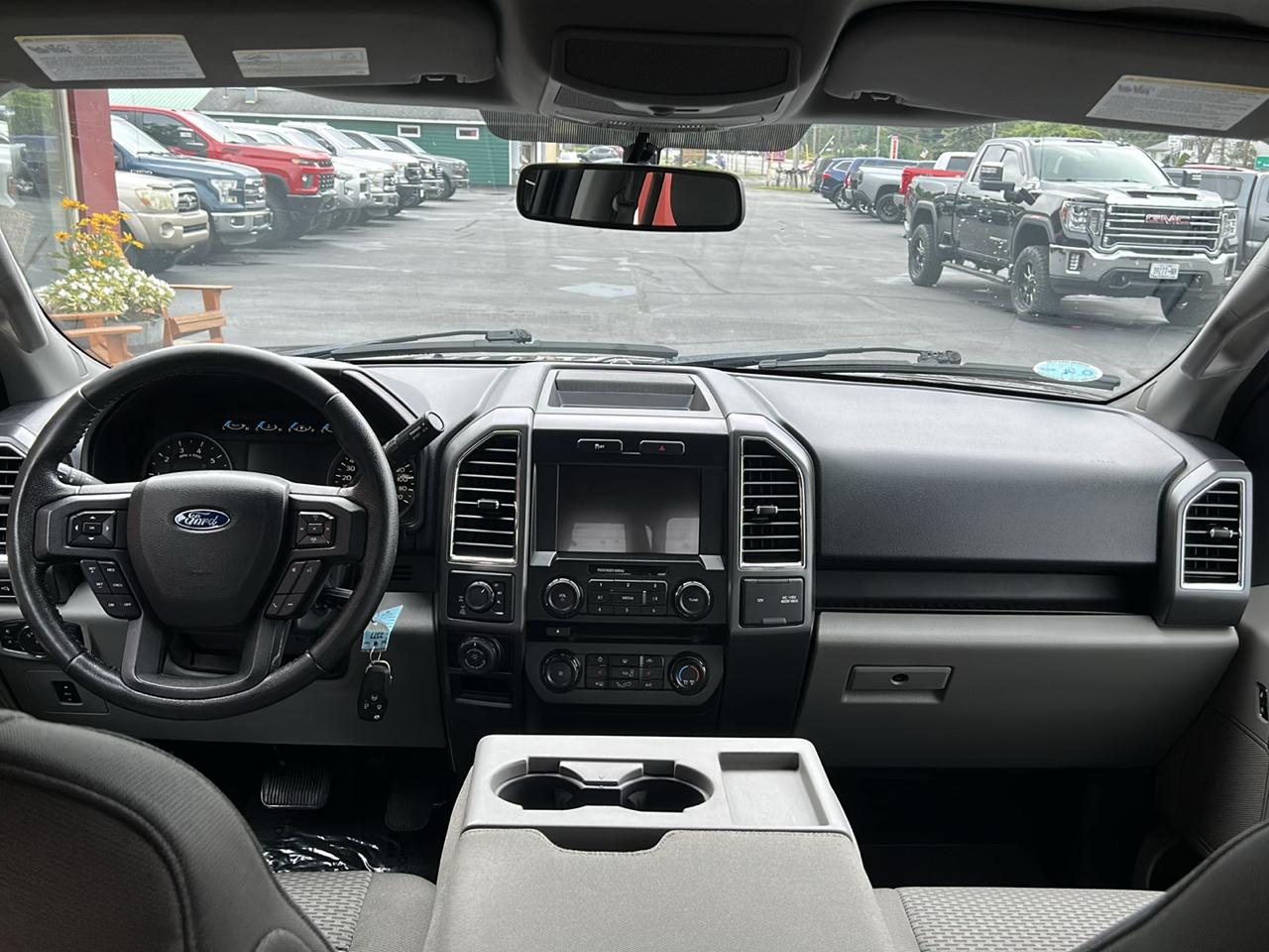 Ford F-150 4WD SuperCrew 145" XLT 2016