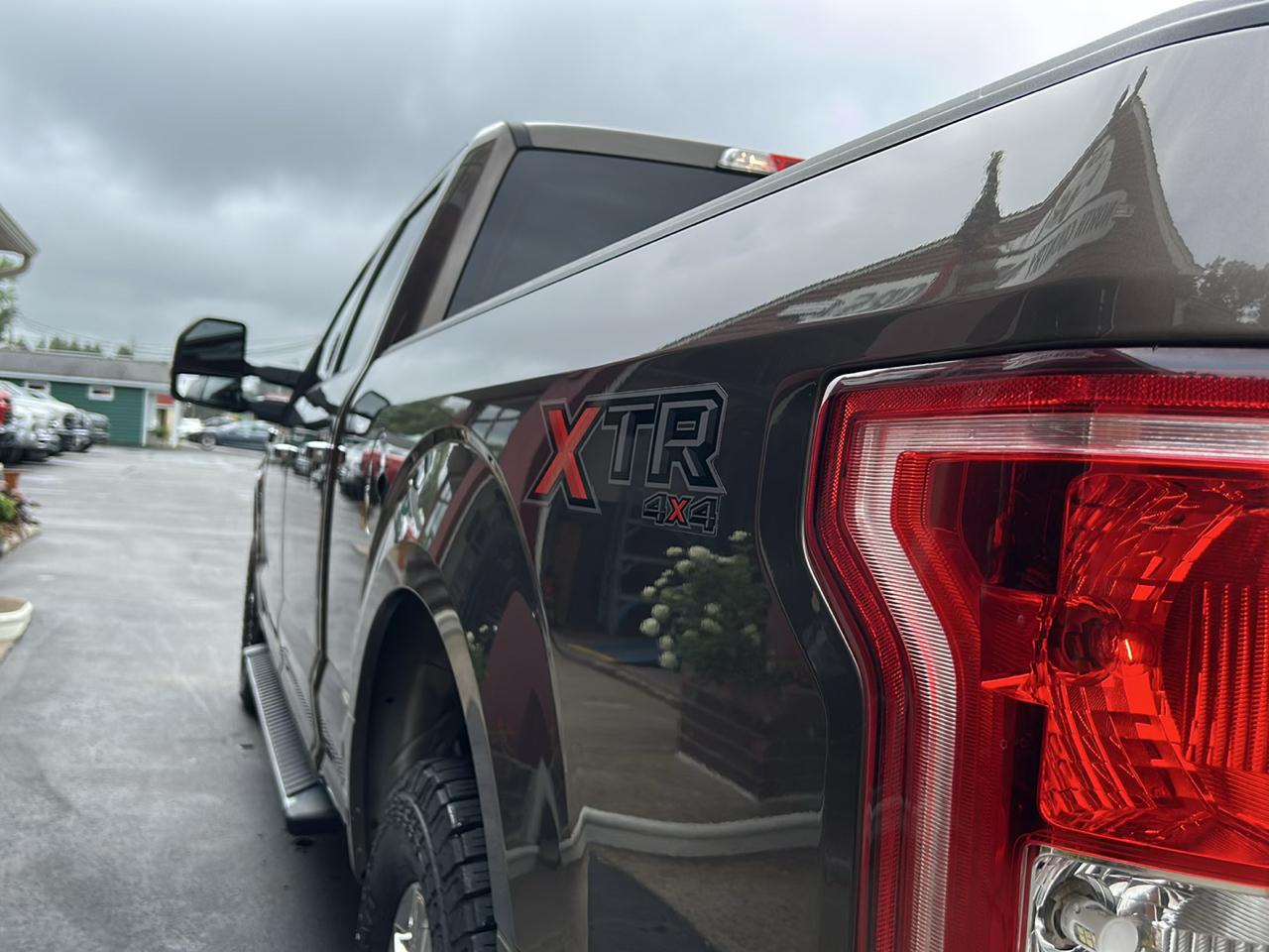 Ford F-150 4WD SuperCrew 145" XLT 2016