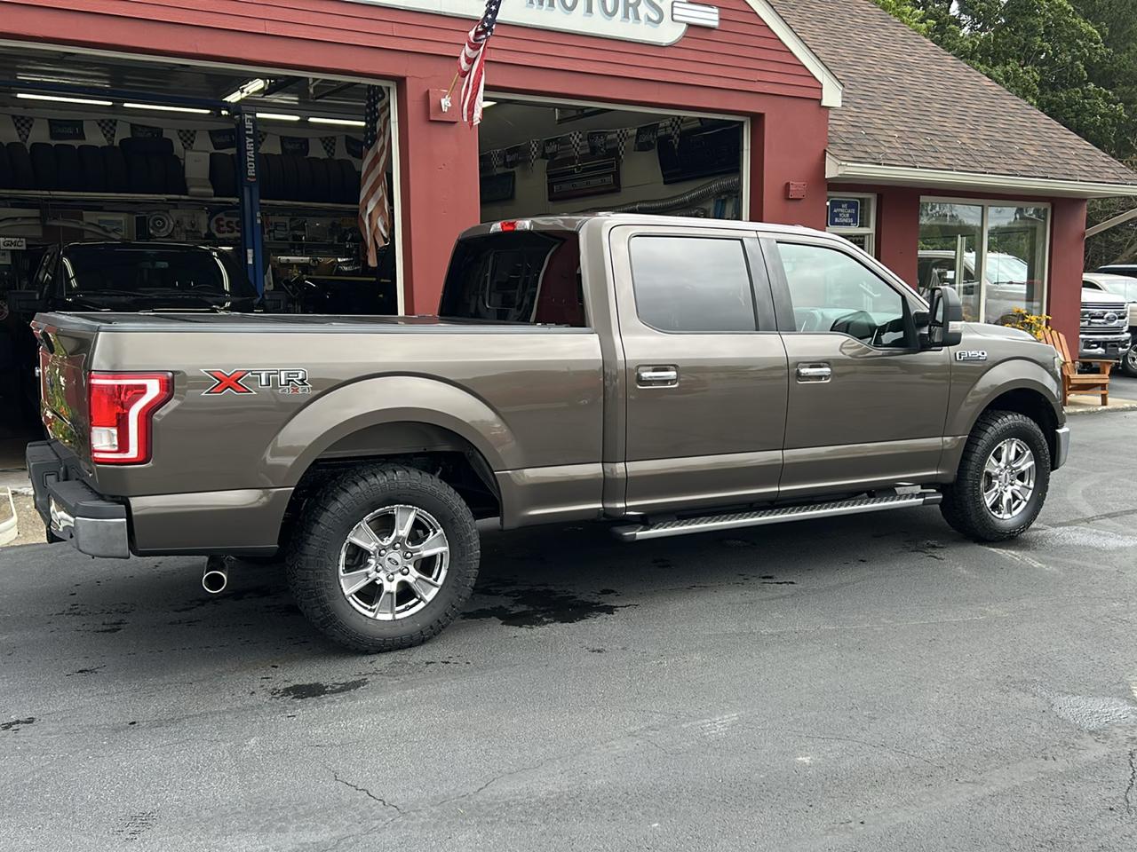 Ford F-150 4WD SuperCrew 145" XLT 2016
