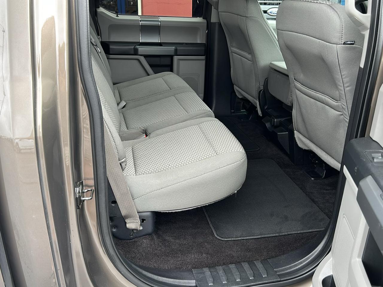 Ford F-150 4WD SuperCrew 145" XLT 2016