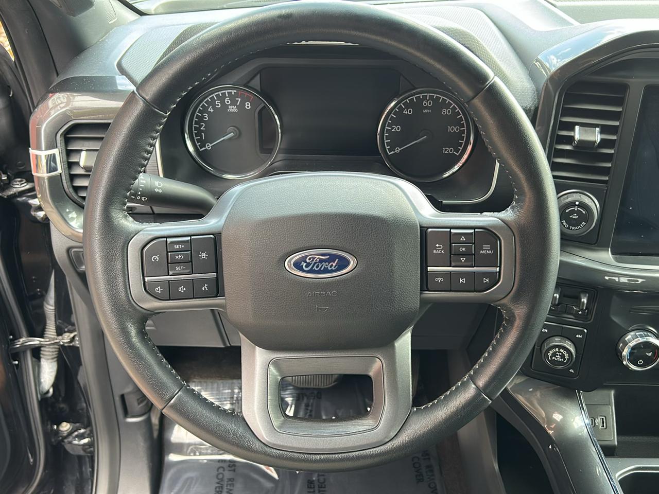 Ford F-150 4WD SuperCrew 145" XLT 2021