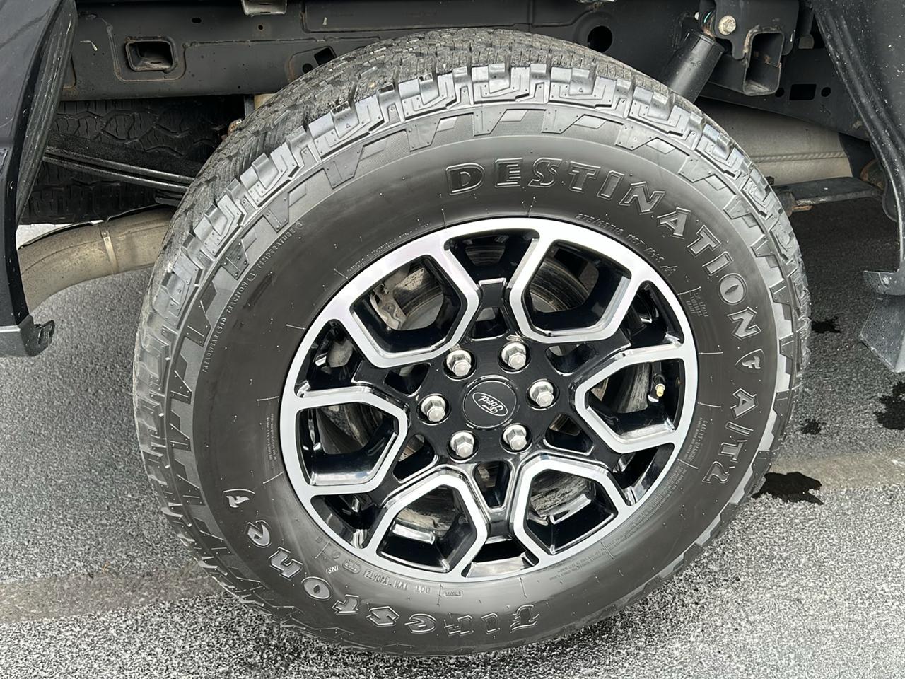 Ford F-150 4WD SuperCrew 145" XLT 2021