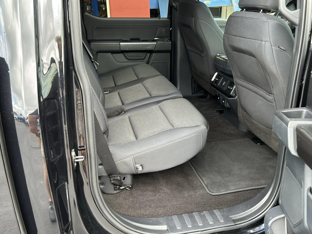 Ford F-150 4WD SuperCrew 145" XLT 2021