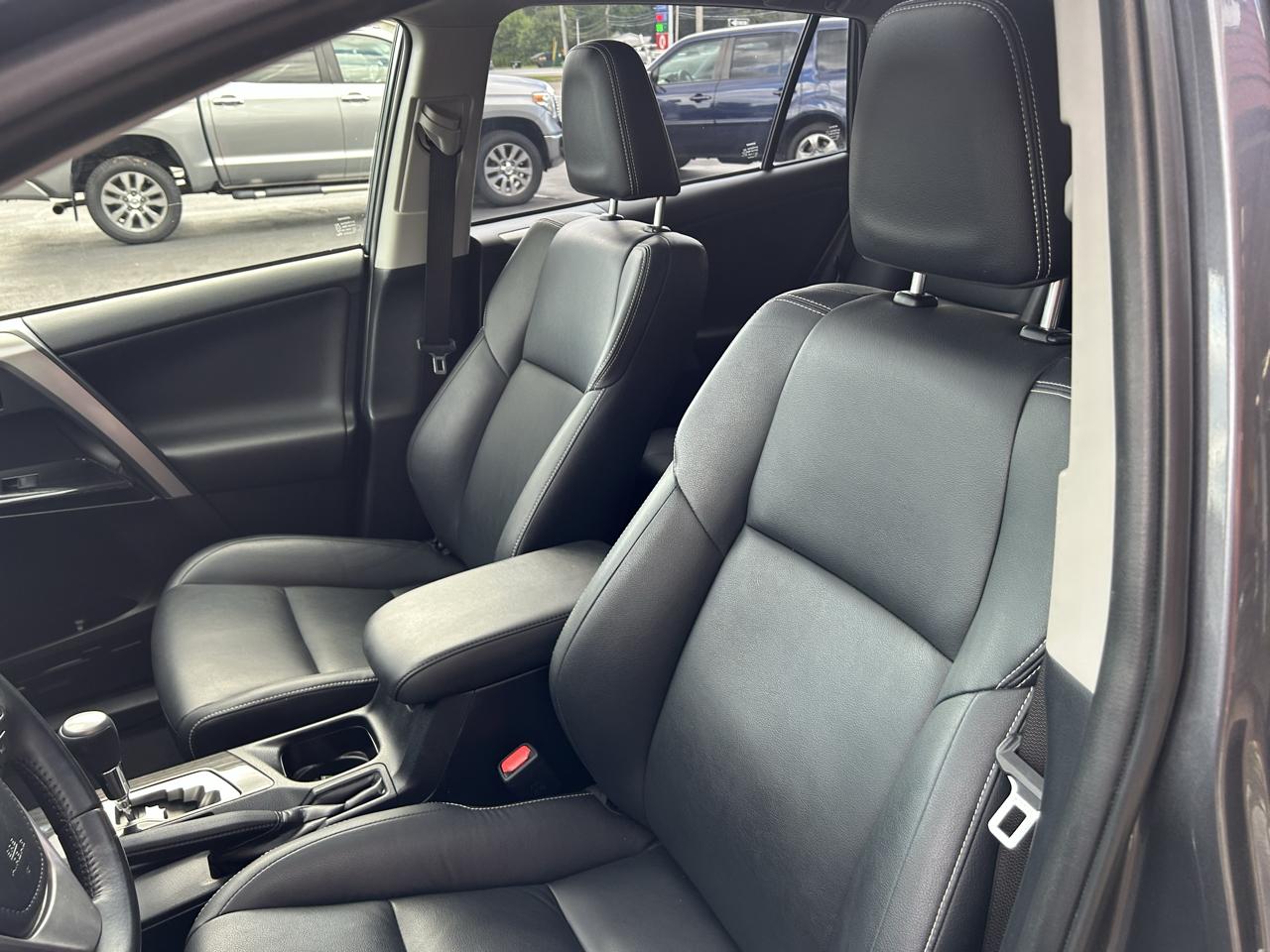 Toyota RAV4 Hybrid AWD 4dr Limited (Natl) 2016