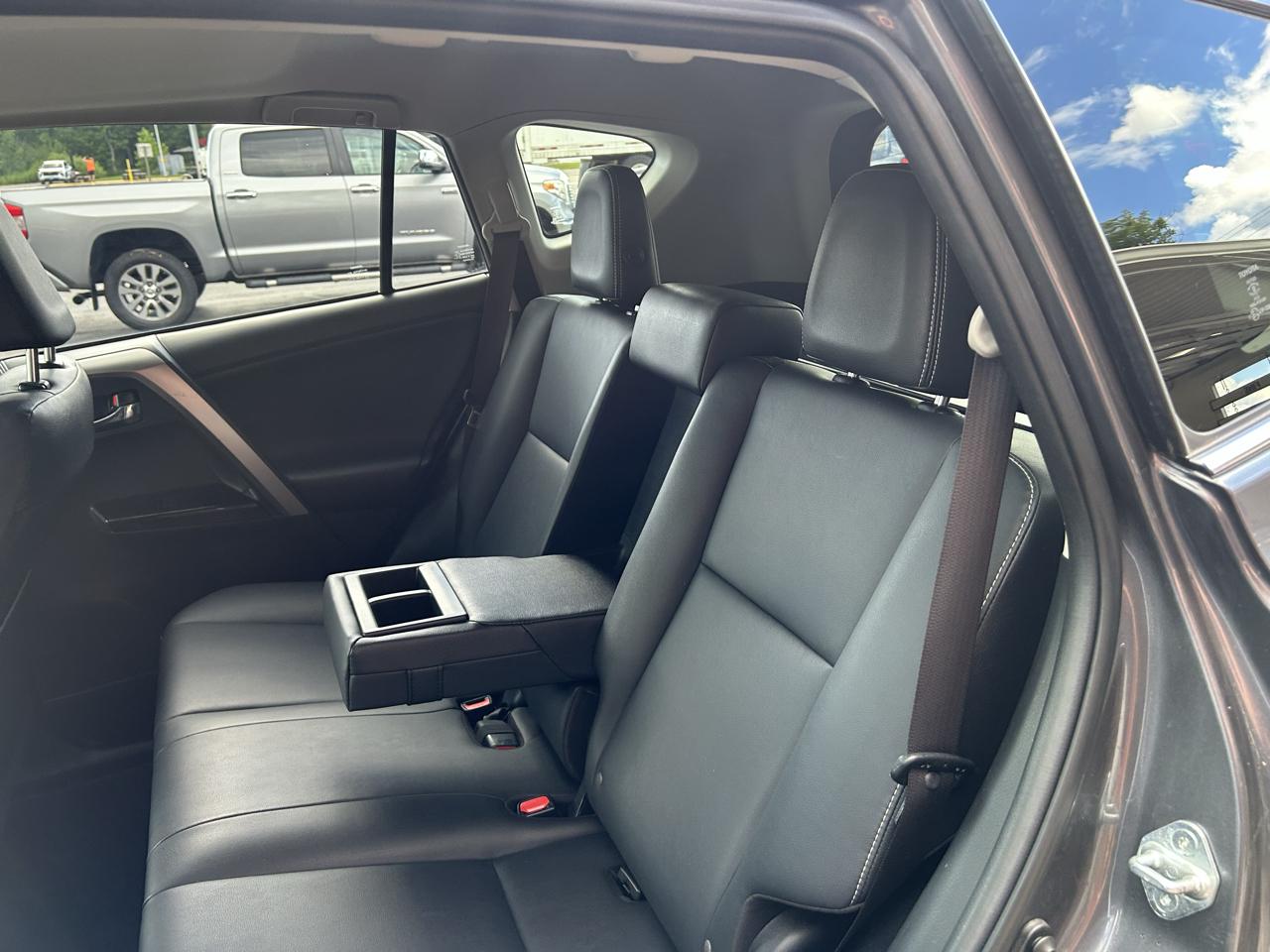 Toyota RAV4 Hybrid AWD 4dr Limited (Natl) 2016