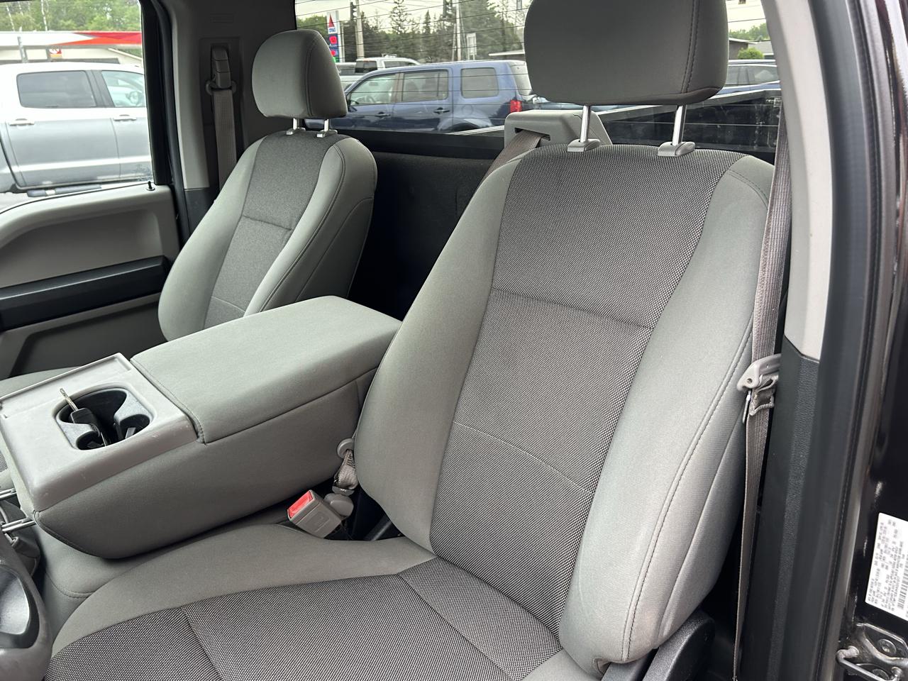 Ford F-150 4WD Reg Cab 145" XL 2019
