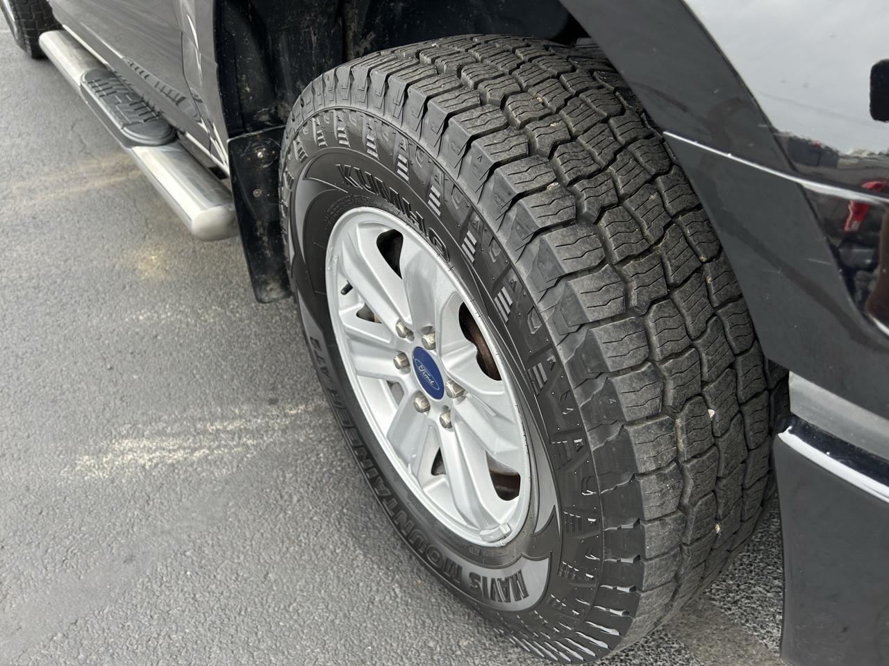 Ford F-150 4WD Reg Cab 145" XL 2019