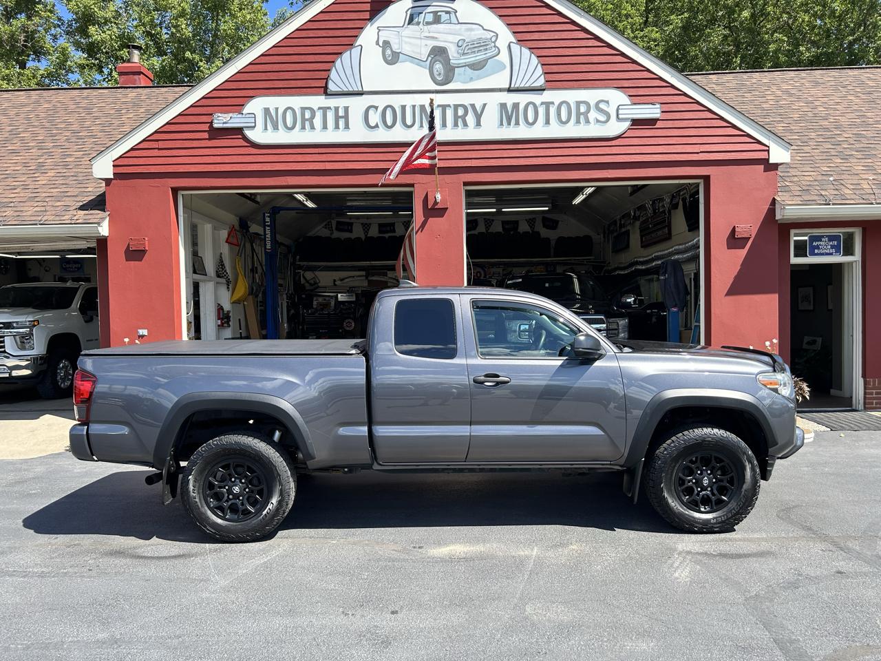 Toyota Tacoma 4WD SR5 Access Cab 6' Bed V6 AT (Natl) 2019