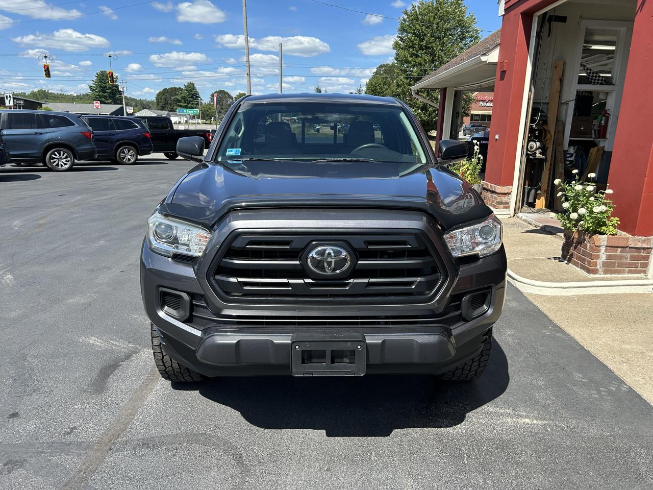 Toyota Tacoma 4WD SR5 Access Cab 6' Bed V6 AT (Natl) 2019