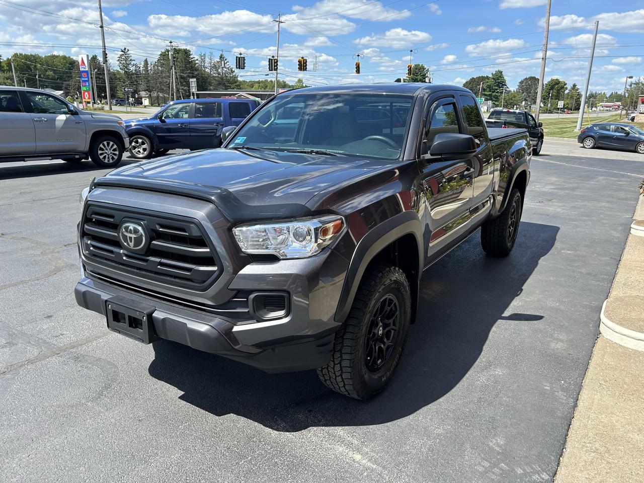 Toyota Tacoma 4WD SR5 Access Cab 6' Bed V6 AT (Natl) 2019