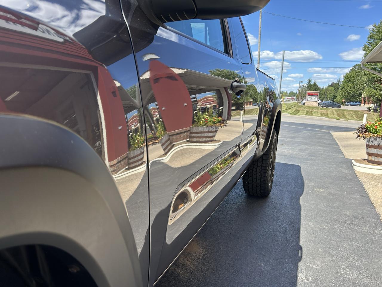 Toyota Tacoma 4WD SR5 Access Cab 6' Bed V6 AT (Natl) 2019