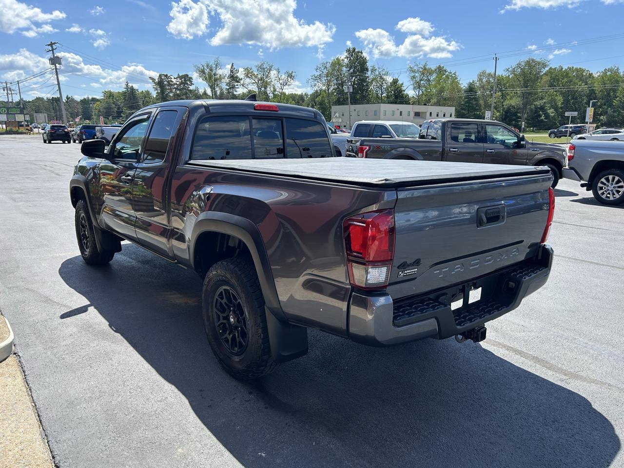 Toyota Tacoma 4WD SR5 Access Cab 6' Bed V6 AT (Natl) 2019