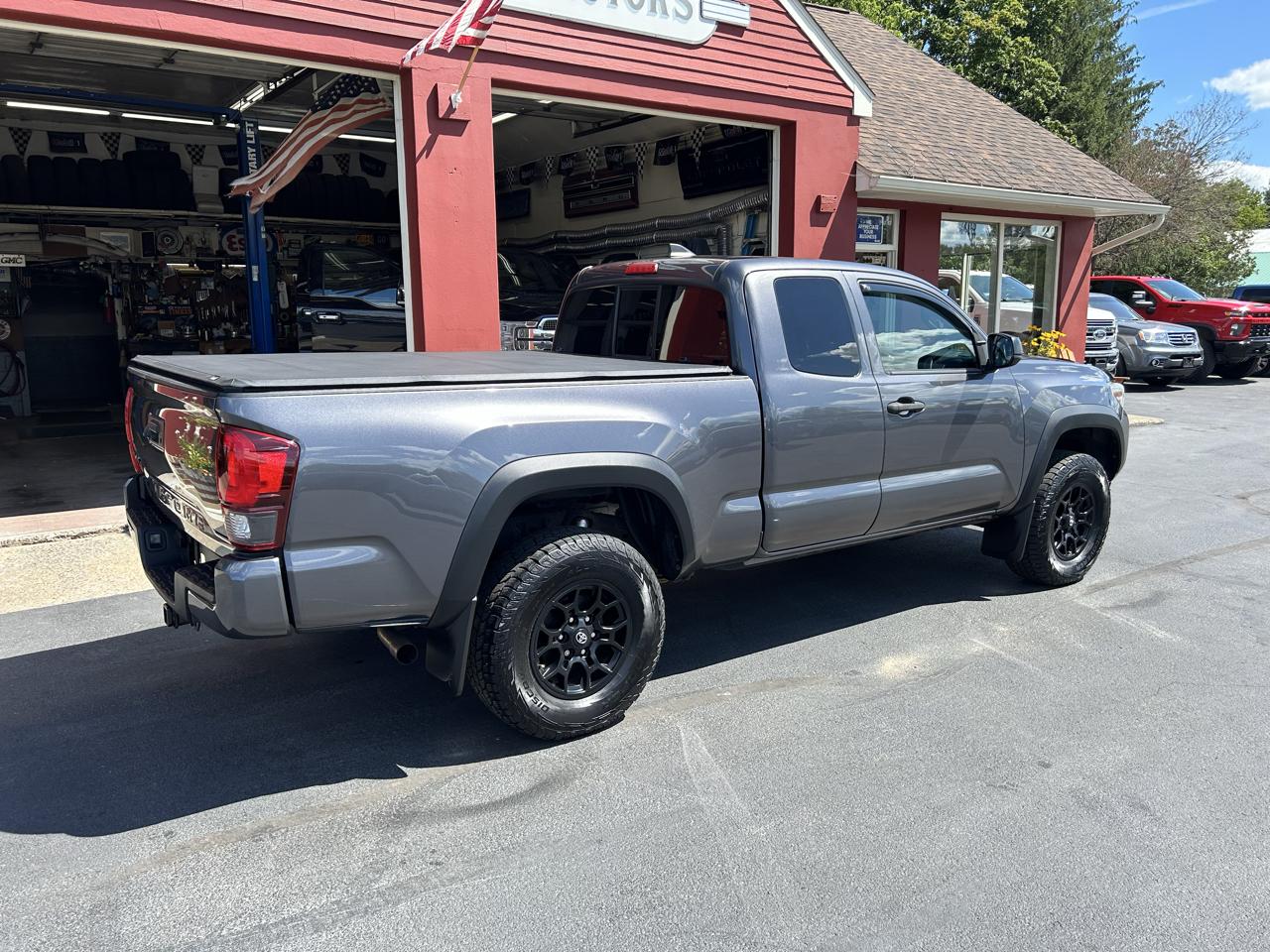 Toyota Tacoma 4WD SR5 Access Cab 6' Bed V6 AT (Natl) 2019