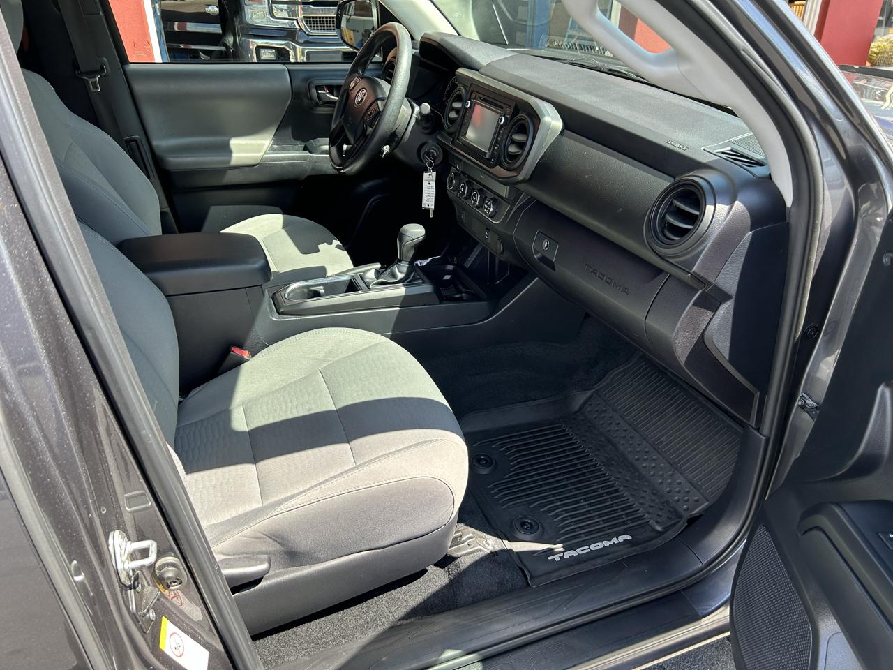 Toyota Tacoma 4WD SR5 Access Cab 6' Bed V6 AT (Natl) 2019