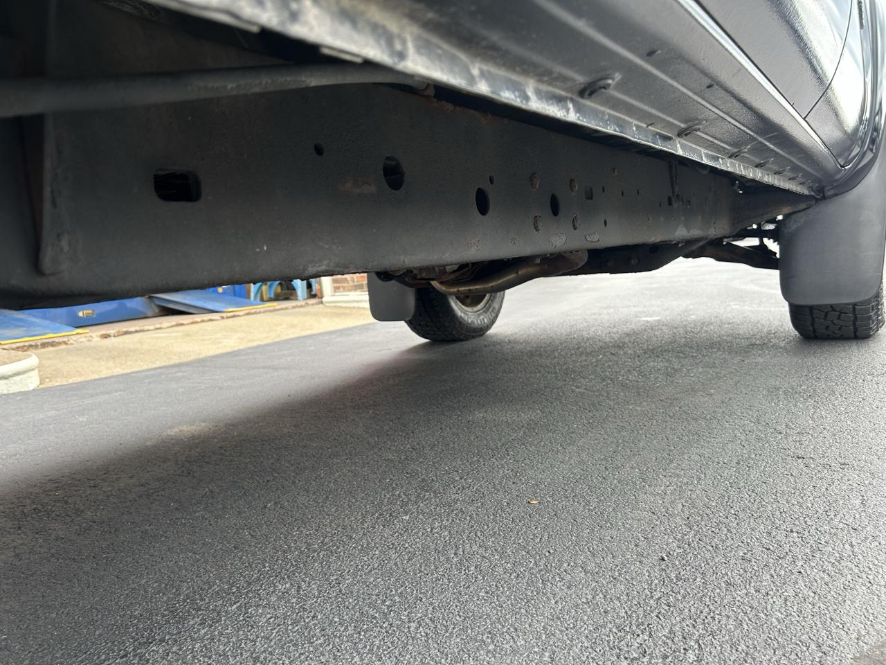 Toyota Tacoma 4WD Double Cab LB V6 AT (Natl) 2015