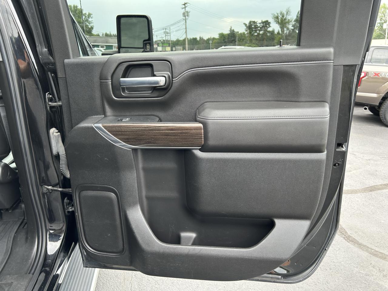 Chevrolet Silverado 2500HD 4WD Crew Cab 159" LT 2021