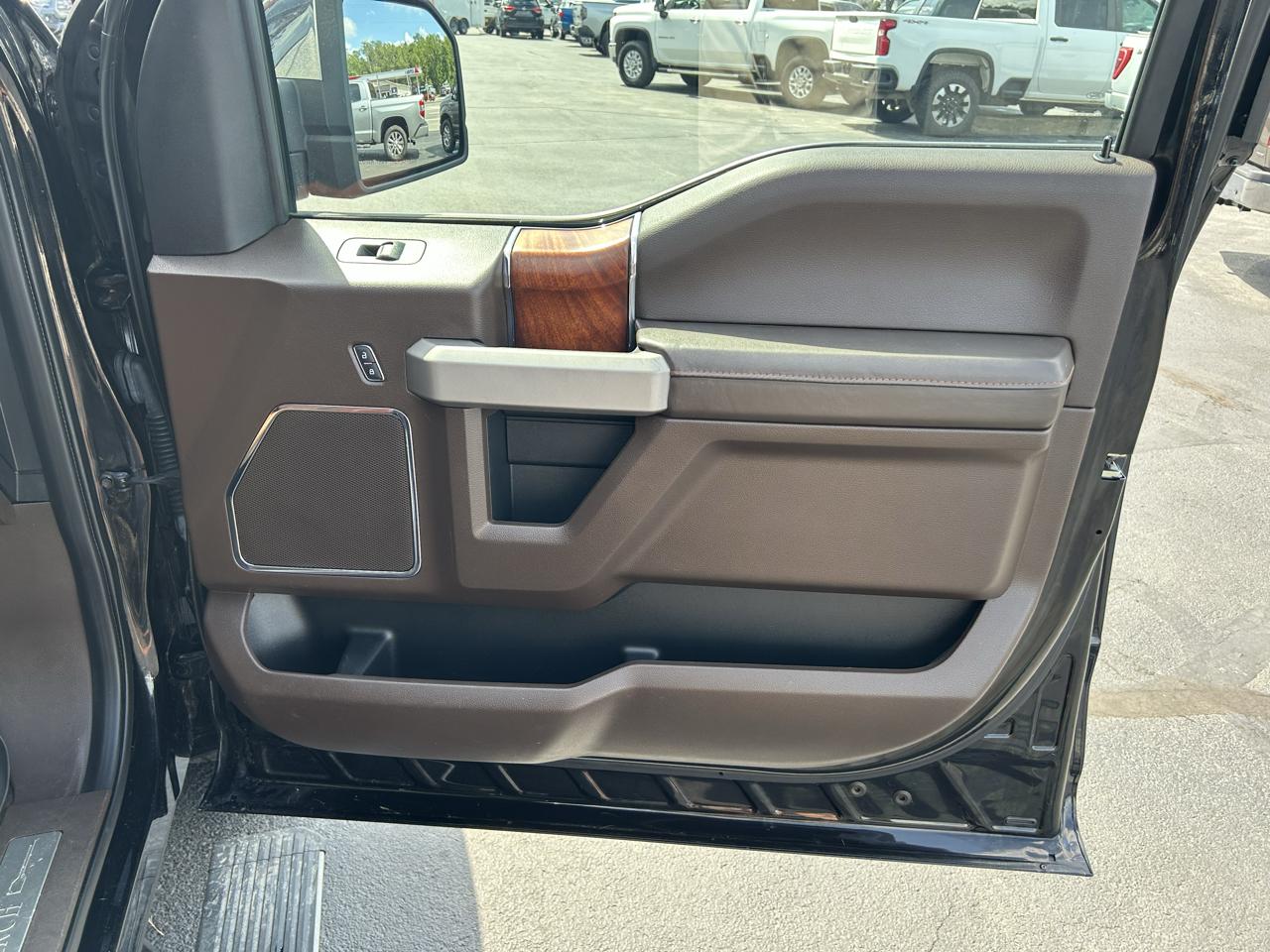 Ford F-150 4WD SuperCrew 157" King Ranch 2019