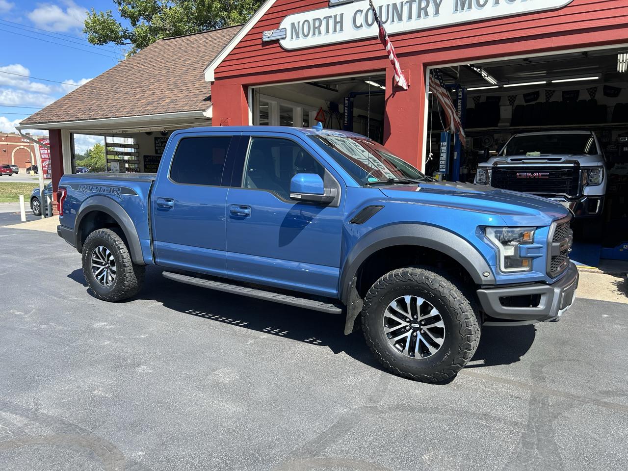 Ford F-150 4WD SuperCrew 145" SVT Raptor 2019