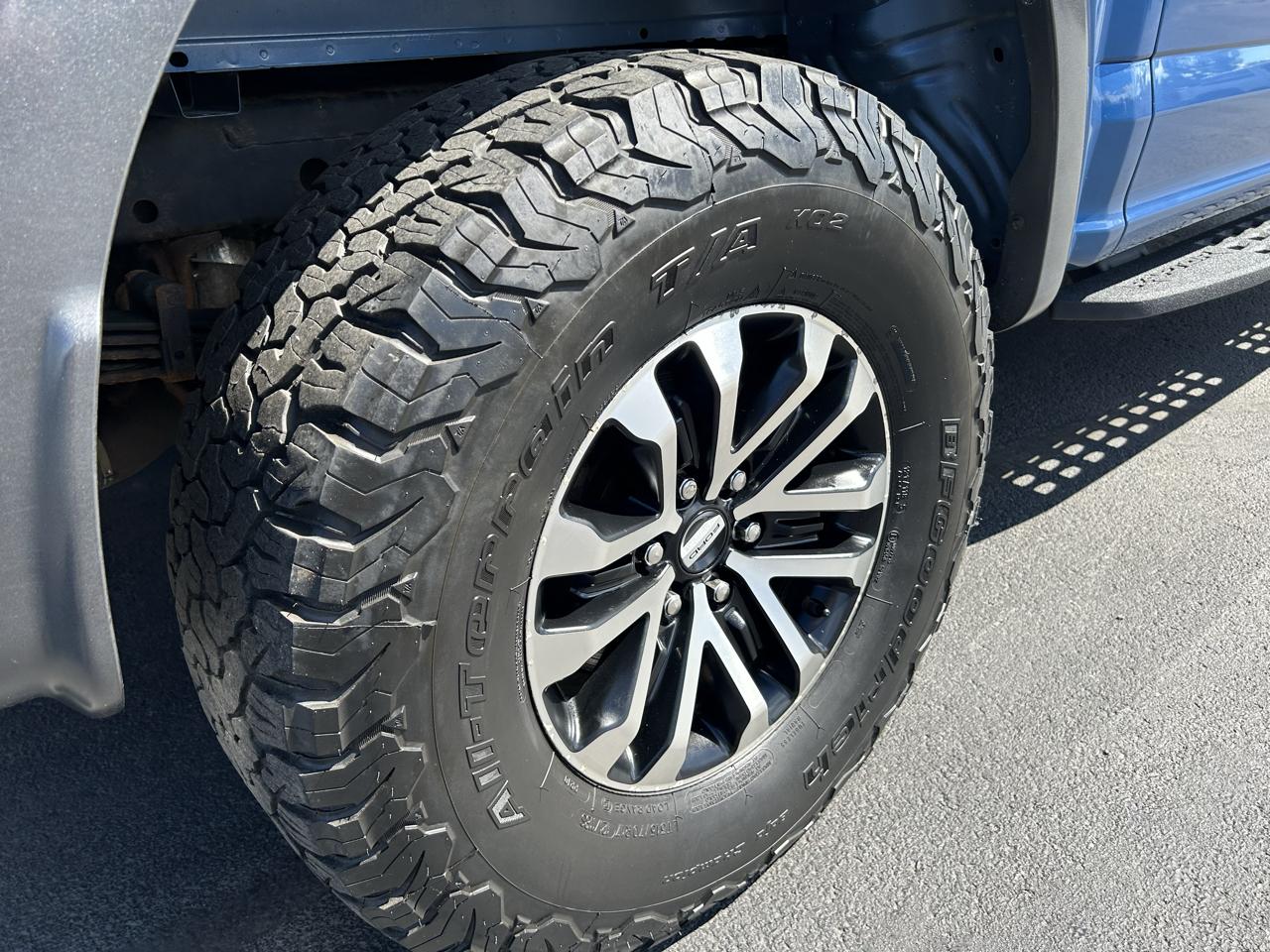 Ford F-150 4WD SuperCrew 145" SVT Raptor 2019