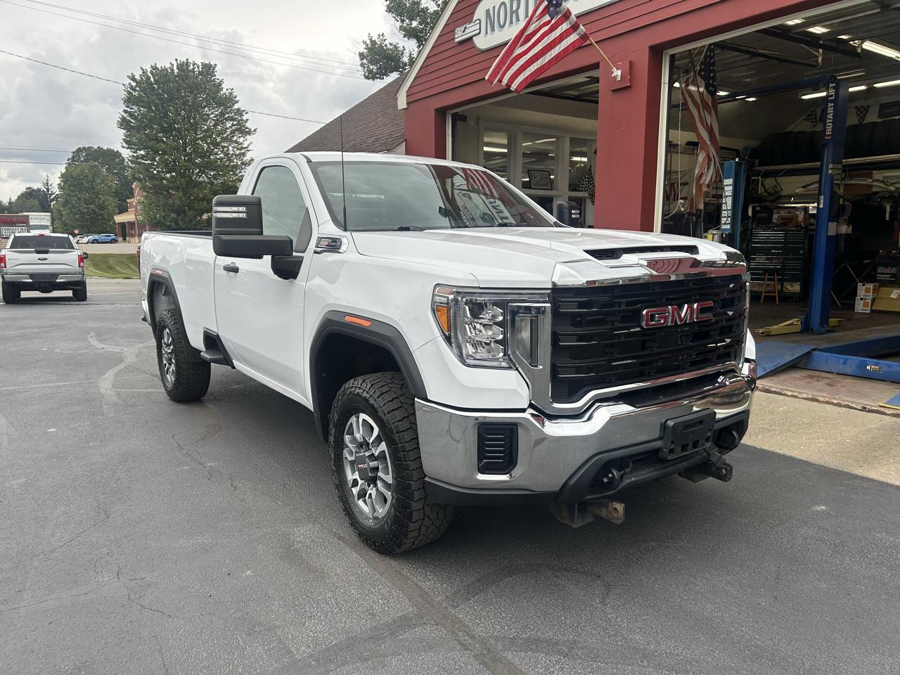 GMC Sierra 3500HD 4WD Reg Cab 142" Pro 2022