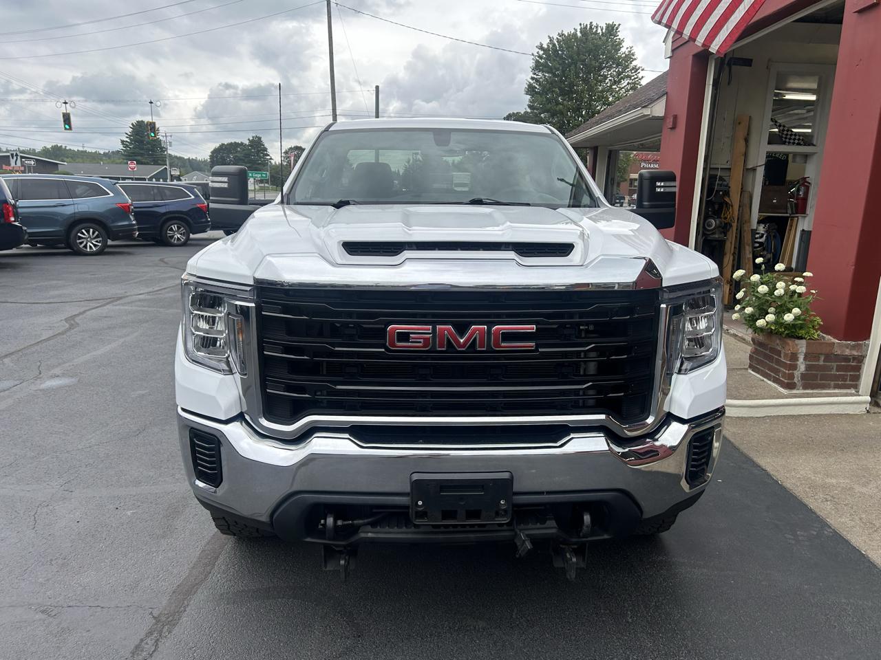 GMC Sierra 3500HD 4WD Reg Cab 142" Pro 2022